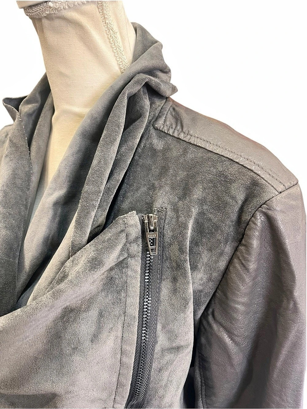 BLANKNYC Gray Faux Suede Leather Drape Front Moto Jacket Medium Asymmetrical - Picture 10 of 14